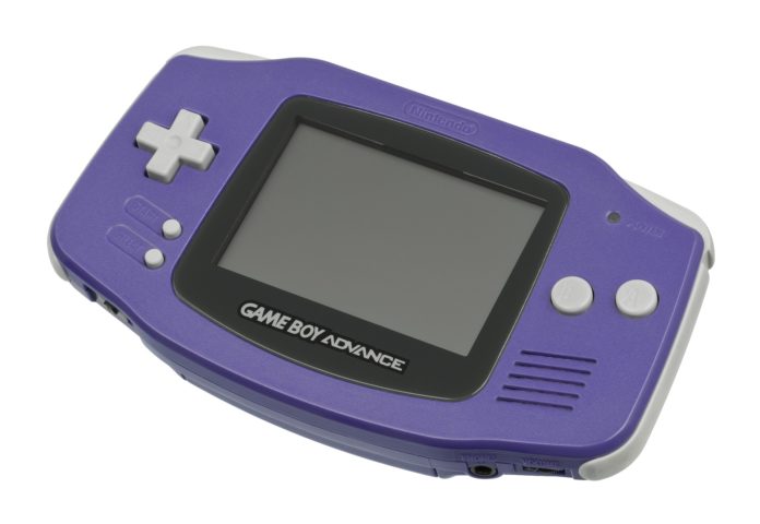 video-game-console-2202589_1920