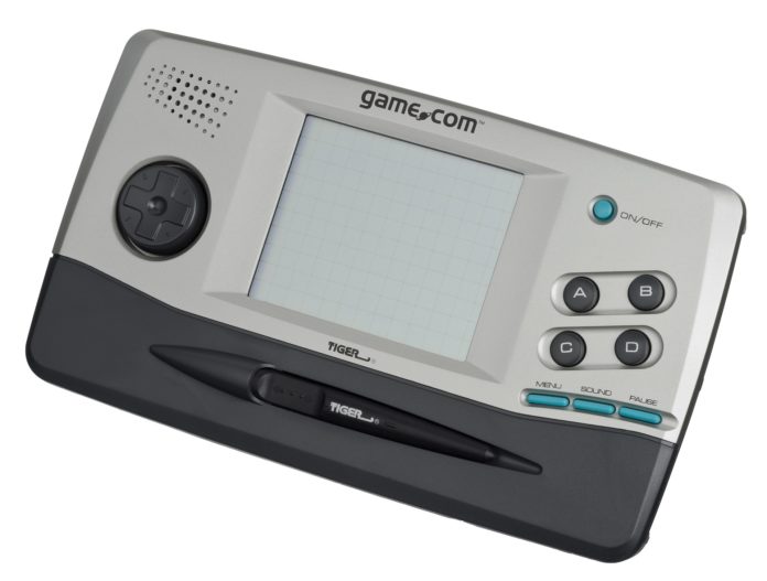 video-game-console-2202644_1920
